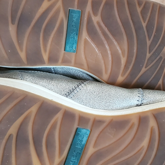 Josef Seibel Caren 01 Metallic Silver Sneakers Orthopedic Comfort Sz 6.5 - Picture 7 of 7